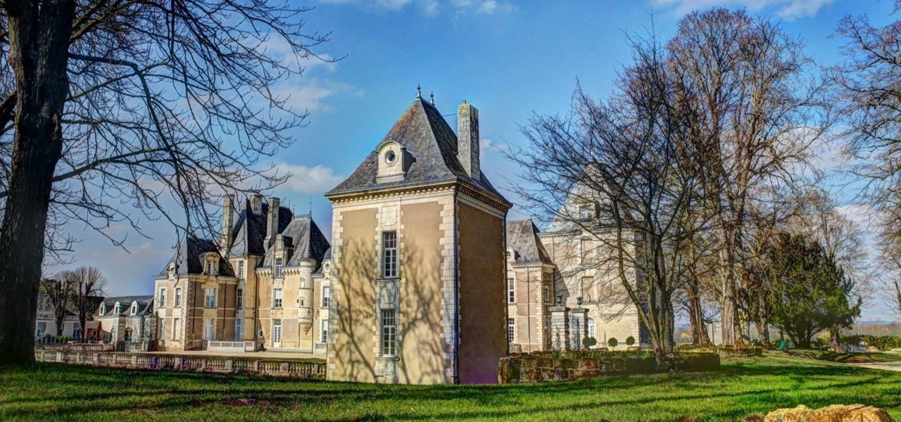 Château De Jalesnes